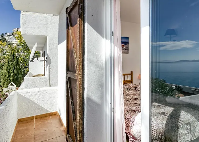 Villa Casa Con Vistas Al Mar Y Piscinas 7 *
